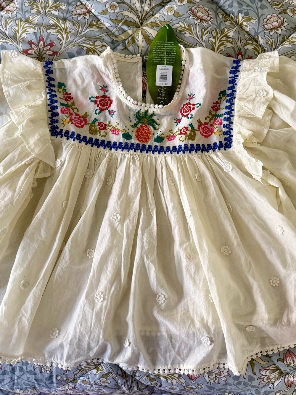 FARM Rio Cream Embroidered Pineapple & Floral Flutter-Sleeve Blouse